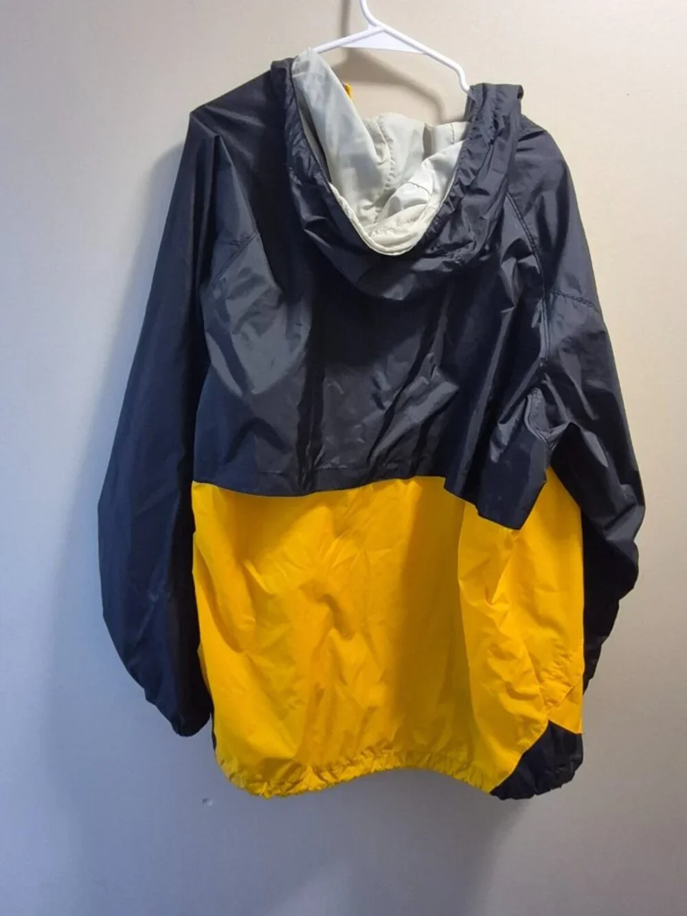 Columbia Sportswear Men's XL Windbreaker Jacket Navy Blue Yellow Colorblock